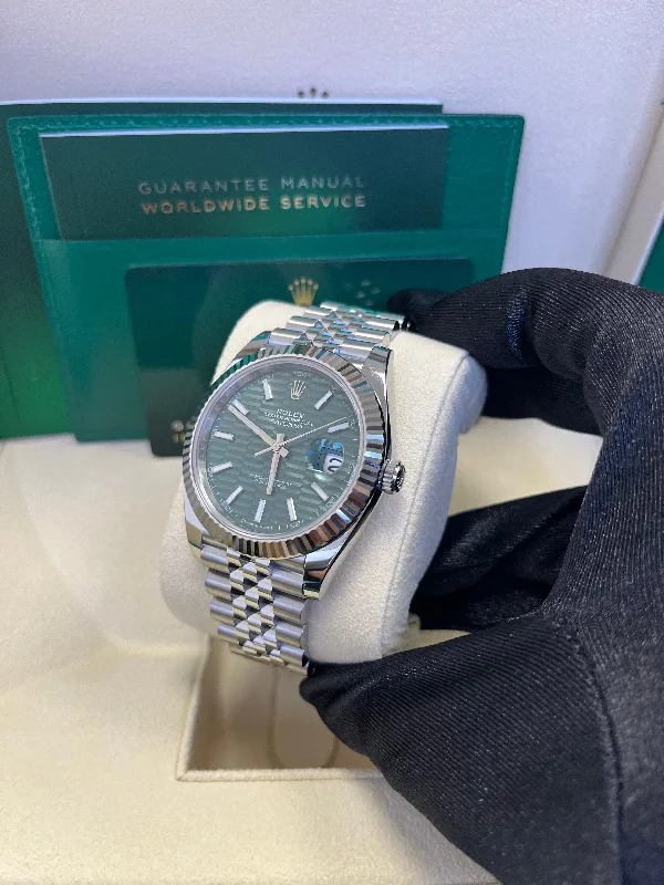 rolex-datejust-41mm-white-gold-steel-mint-green-fluted-motif-index-fluted-bezel-jubilee-reference-126334