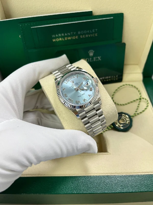 rolex-day-date-36-platinum-ice-blue-roman-dial-president-bracelet-128236