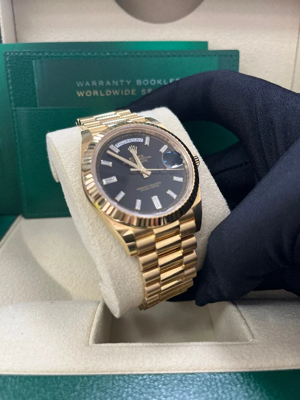 rolex-day-date-40-18k-yellow-gold-baguette-diamond-dial-fluted-bezel-ref-228238