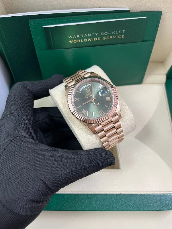 rolex-day-date-40-rose-gold-green-roman-dial-fluted-bezel-ref-228235-copy