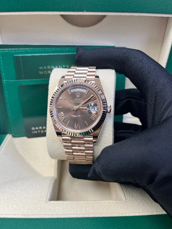 rolex-day-date-40-rose-gold-w-chocolate-roman-dial-fluted-bezel