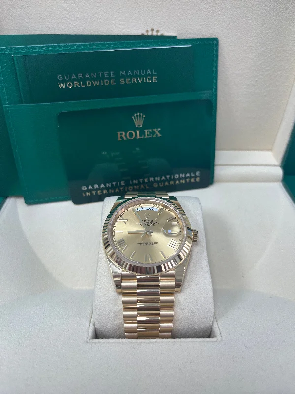 rolex-day-date-40-yellow-gold-champagne-roman-dial-fluted-bezel-ref-228238