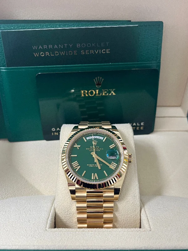 rolex-day-date-40-yellow-gold-day-date-40mm-reference-228238-green-roman-dial-new-2022-release