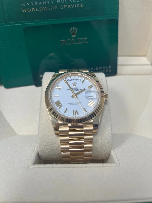 rolex-day-date-40-yellow-gold-white-roman-dial-fluted-bezel-ref-228238