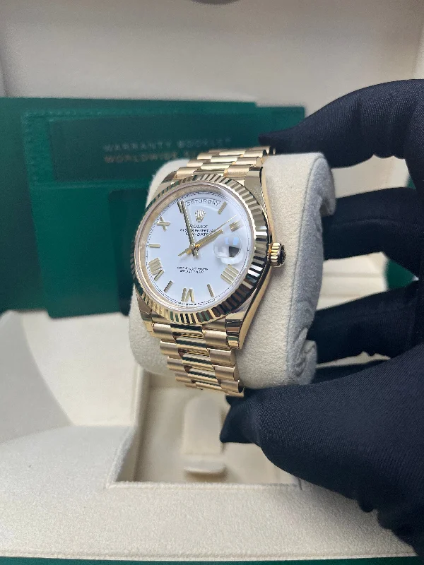 rolex-day-date-40-yellow-gold-white-roman-dial-fluted-bezel-ref-228238