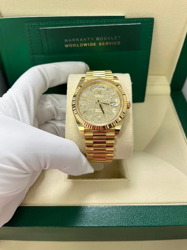 rolex-day-date-40mm-yellow-gold-pave-dial-228238