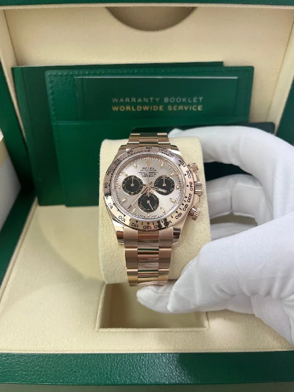 rolex-daytona-40mm-18k-rose-gold-2021-sundust-index-cosmograph-dial-black-sub-dials-ref-116505