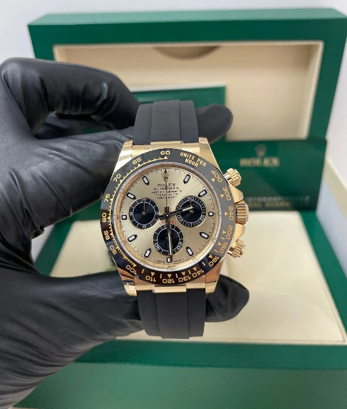 rolex-daytona-40mm-champagne-dial-with-black-subdials-black-oysterflex-strap-reference-116518ln