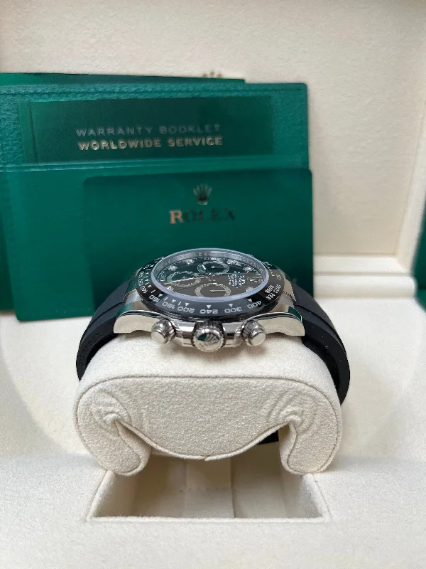 rolex-daytona-cosmograph-daytona-white-gold-40mm-oysterflex-band-black-diamond-dial-116519ln