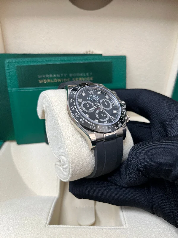 rolex-daytona-cosmograph-daytona-white-gold-40mm-oysterflex-band-black-diamond-dial-116519ln