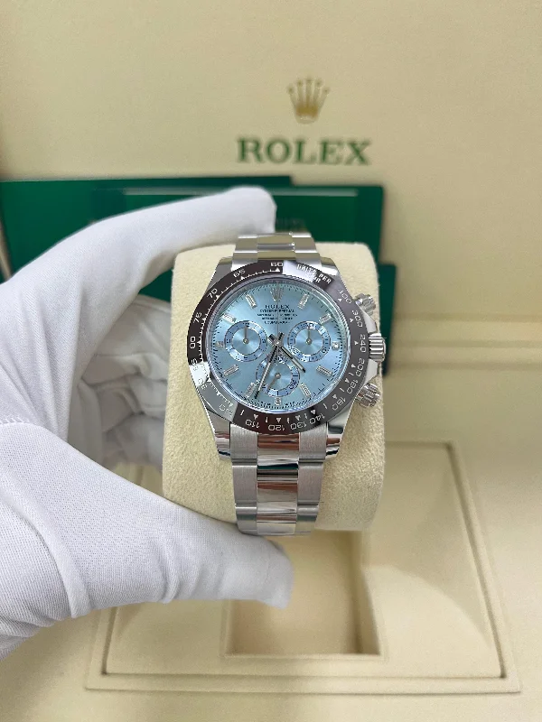 rolex-daytona-platinum-40mm-ice-blue-diamond-baguette-dial-ref-116506