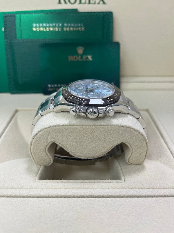 rolex-daytona-platinum-40mm-ice-blue-diamond-baguette-dial-ref-116506