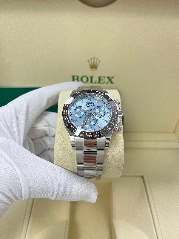 rolex-daytona-platinum-40mm-ice-blue-diamond-baguette-dial-ref-116506