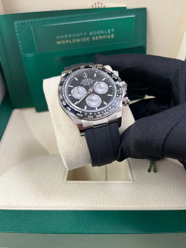 rolex-daytona-white-gold-cosmograph-daytona-black-bezel-black-and-steel-index-dial-126519ln