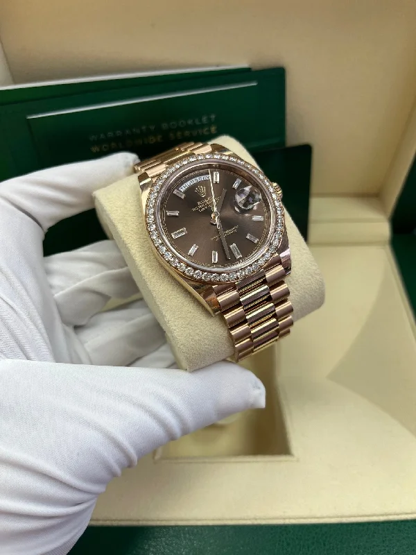 rolex-everose-gold-day-date-40-watch-everose-gold-bezel-chocolate-baguette-diamond-dial-president-bracelet