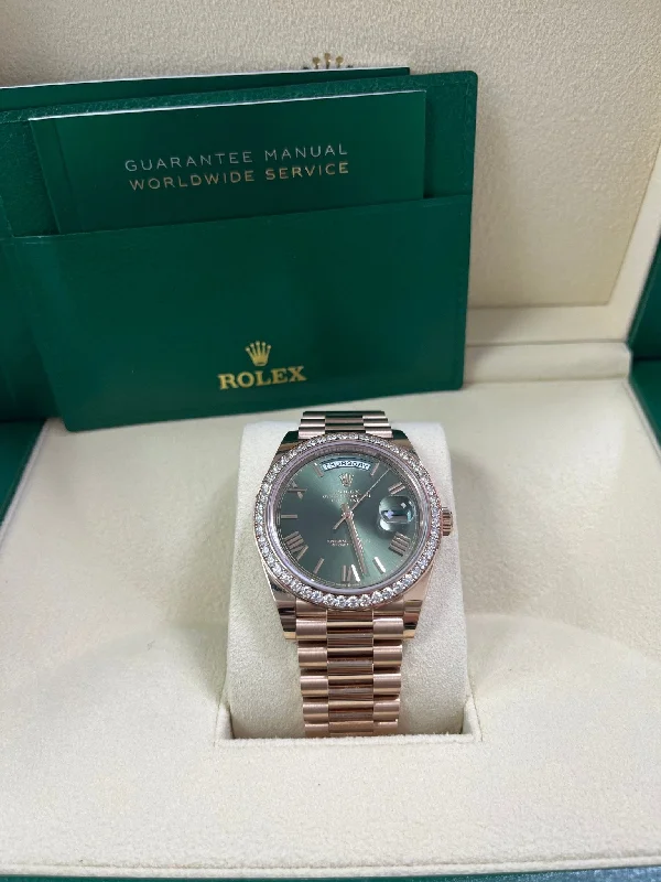 rolex-everose-gold-day-date-40-watch-everose-gold-bezel-olive-green-bevelled-roman-dial-president-bracelet-ref-228345rbr