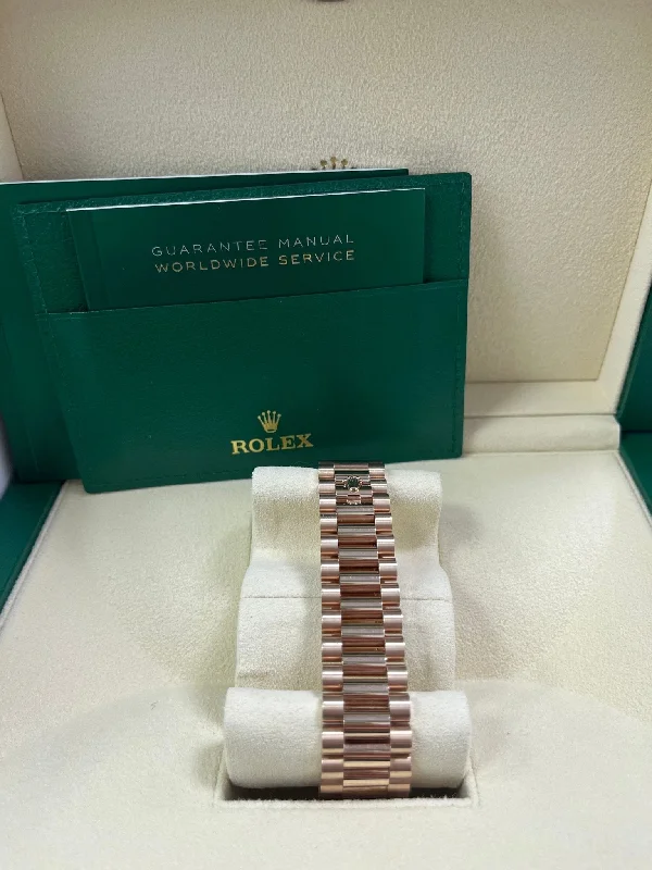 rolex-everose-gold-day-date-40-watch-everose-gold-bezel-olive-green-bevelled-roman-dial-president-bracelet-ref-228345rbr