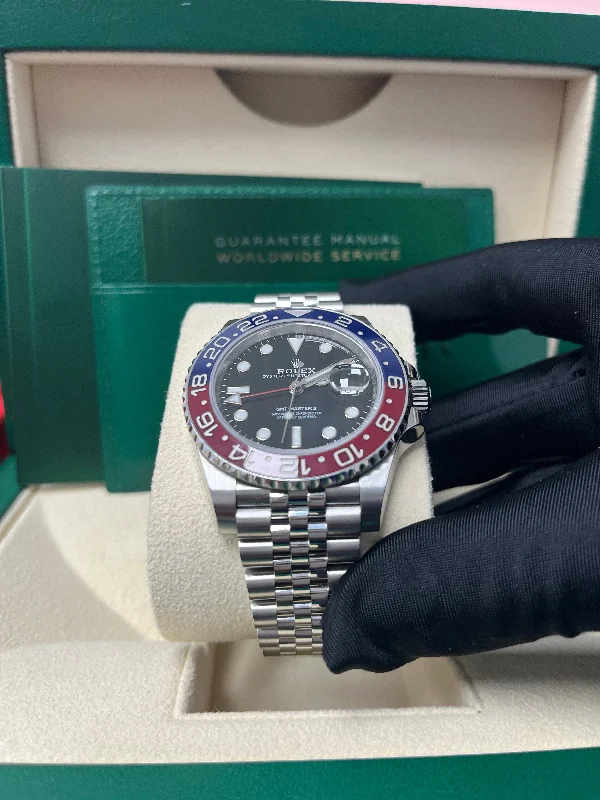 rolex-gmt-master-ii-steel-blue-red-pepsi-bezel-black-dial-w-dateref-126710blro