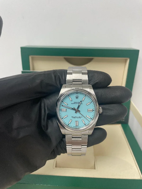 rolex-oyster-perpetual-41-stainless-steel-turquoise-dial-oyster-bracelet-ref124300