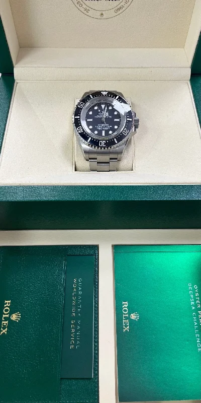 rolex-sea-dweller-deepsea-challenge-black-dial-50mm-rlx-titanium-126067