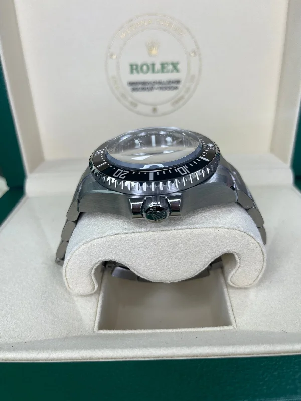 rolex-sea-dweller-deepsea-challenge-black-dial-50mm-rlx-titanium-126067