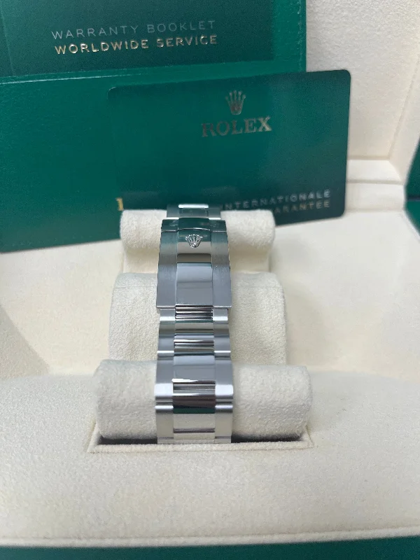 rolex-sky-dweller-18k-white-gold-42mm-black-dial-steel-bracelet-ref-326934