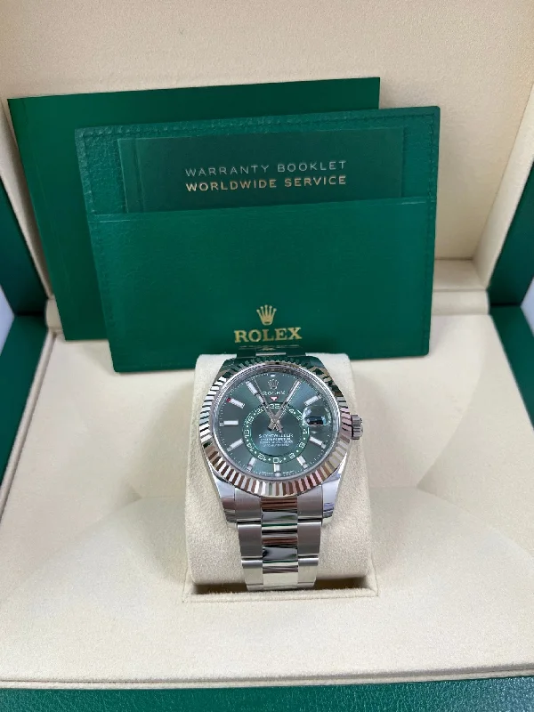 rolex-sky-dweller-42-mm-oystersteel-and-white-gold-green-dial-sky-dweller-336934