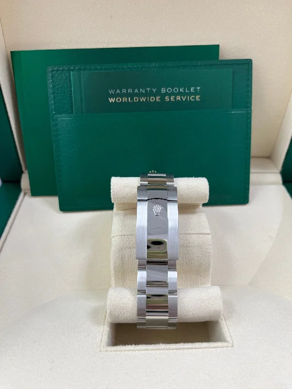 rolex-sky-dweller-42-mm-oystersteel-and-white-gold-green-dial-sky-dweller-336934