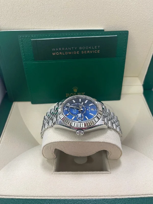 rolex-sky-dweller-blue-index-dial-jubilee-bracelet-336934