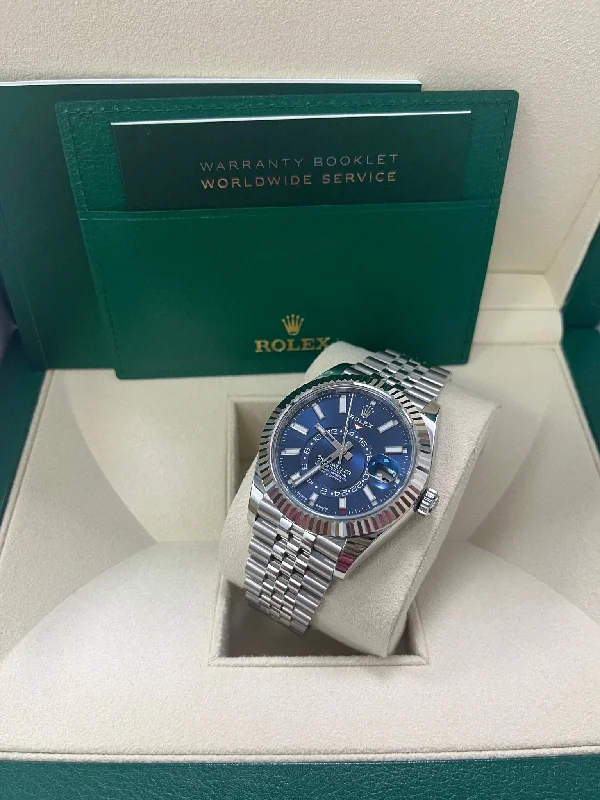 rolex-sky-dweller-blue-index-dial-jubilee-bracelet-336934