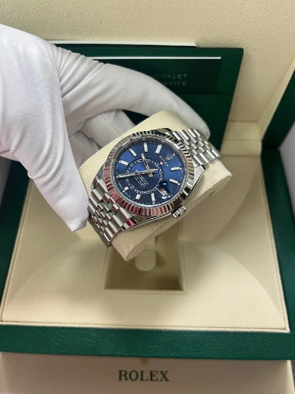 rolex-sky-dweller-blue-index-dial-jubilee-bracelet-336934