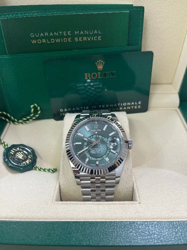 rolex-sky-dweller-mint-green-index-dial-jubilee-bracelet-336934