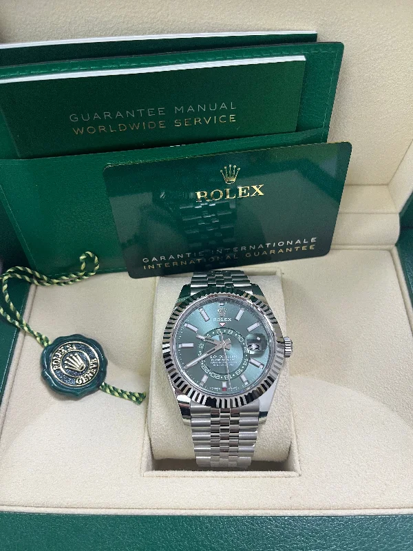 rolex-sky-dweller-mint-green-index-dial-jubilee-bracelet-336934