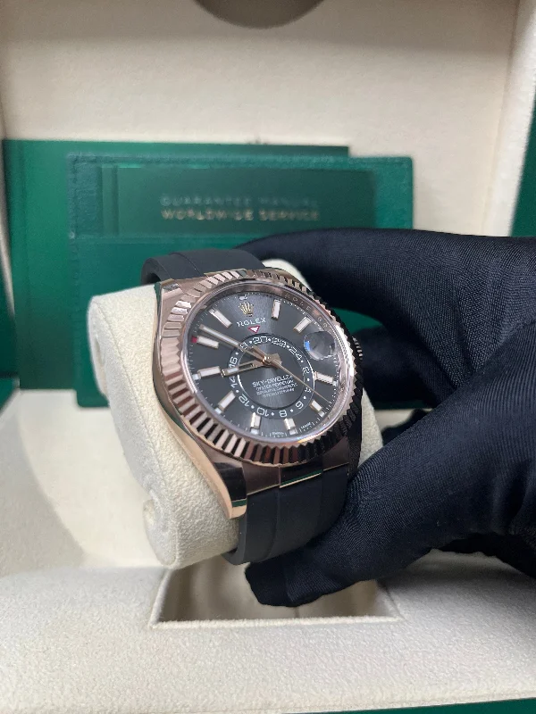 rolex-sky-dweller-rose-gold-42mm-black-dial-oysterflex-ref-326235