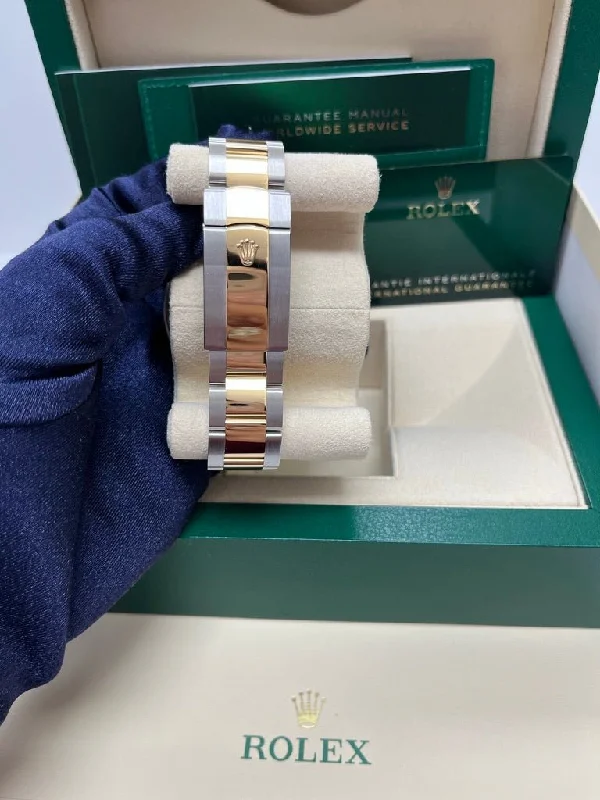 rolex-sky-dweller-two-tone-yellow-gold-champagne-index-dial-ref-326933-0001