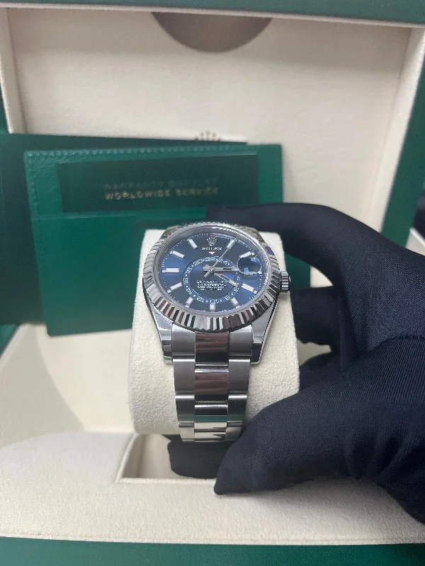 rolex-sky-dweller-white-rolesor-blue-index-dial-oyster-bracelet-ref-326934