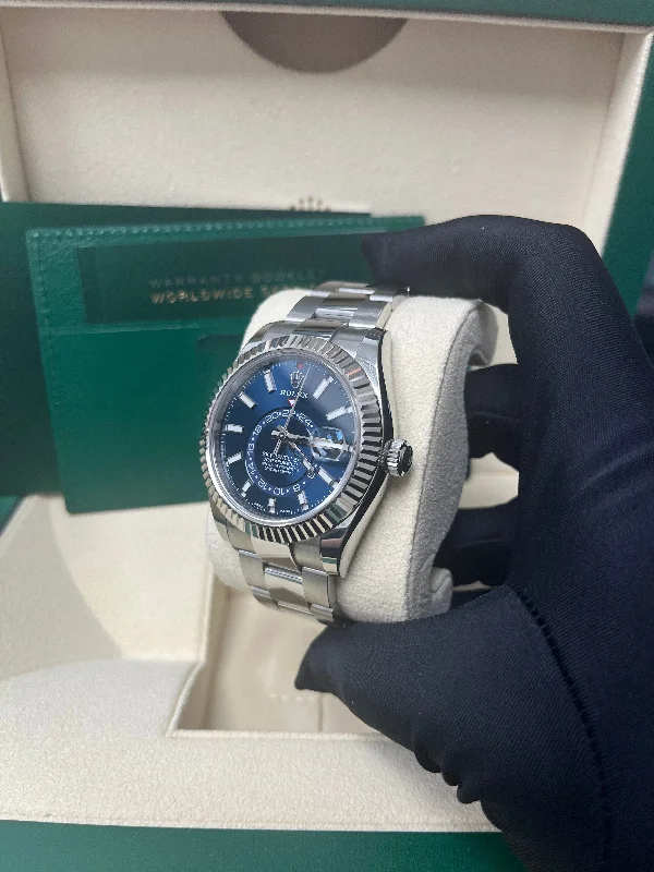 rolex-sky-dweller-white-rolesor-blue-index-dial-oyster-bracelet-ref-326934