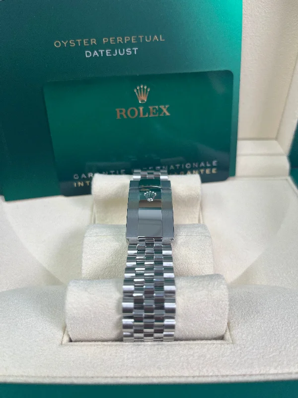 rolex-steel-datejust-36-watch-diamond-bezel-aubergine-purple-diamond-roman-vi-and-ix-dial-jubilee-bracelet-reference-126284rbr