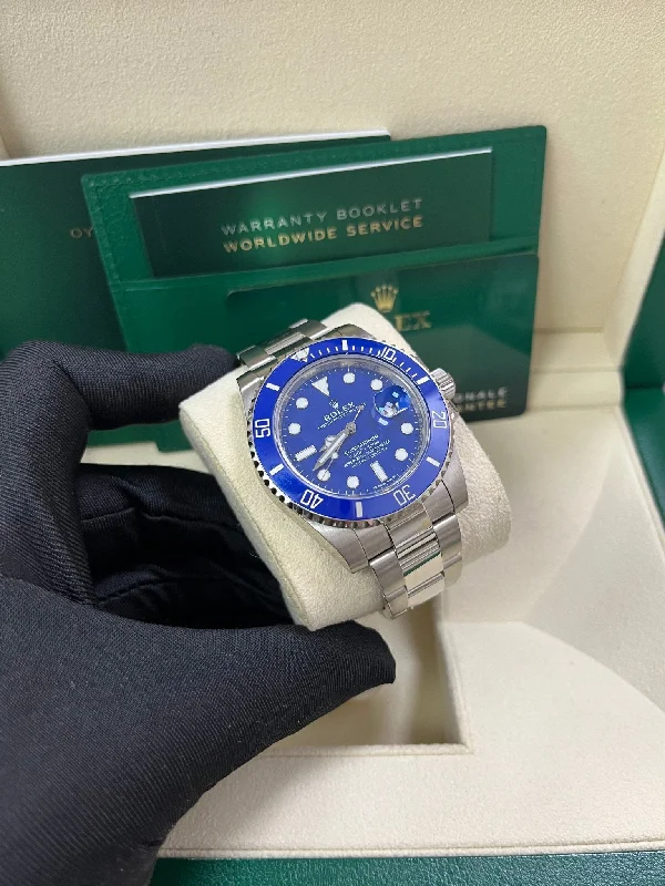 rolex-submariner-date-40mm-white-gold-blue-dial-smurf-reference-116619lb