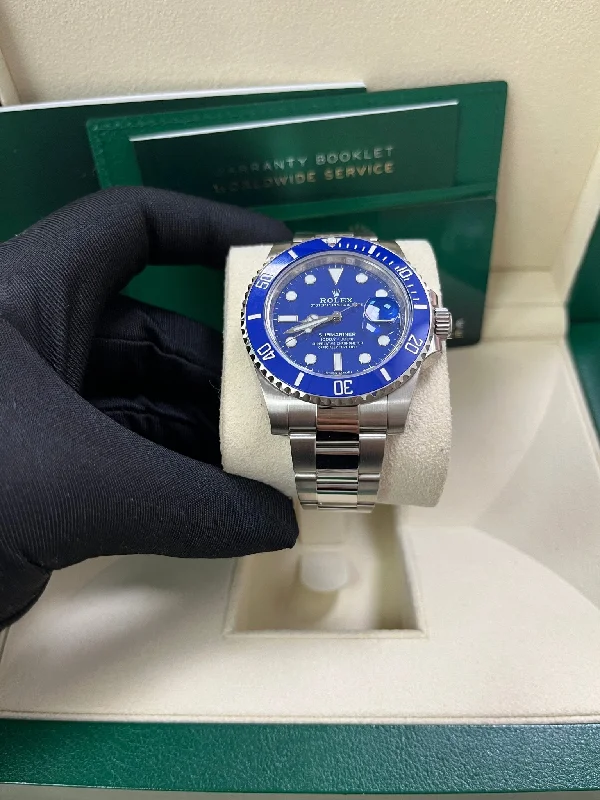 rolex-submariner-date-40mm-white-gold-blue-dial-smurf-reference-116619lb