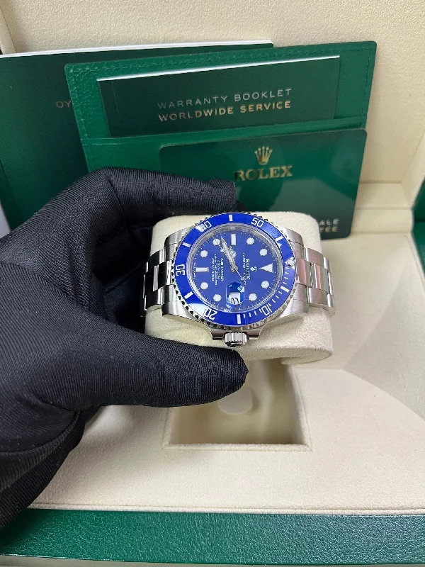 rolex-submariner-date-40mm-white-gold-blue-dial-smurf-reference-116619lb