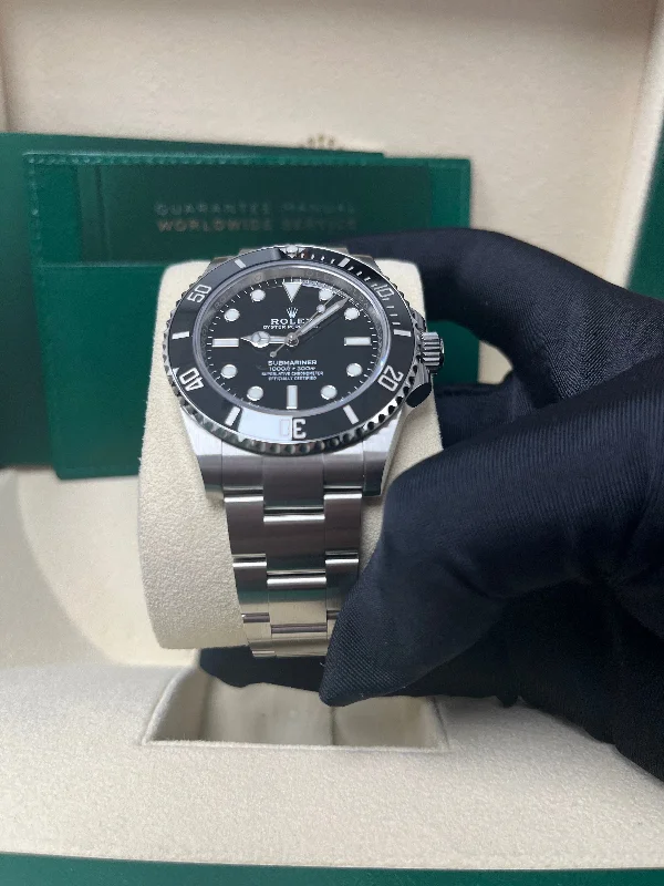 rolex-submariner-no-date-black-dial-no-date-124060