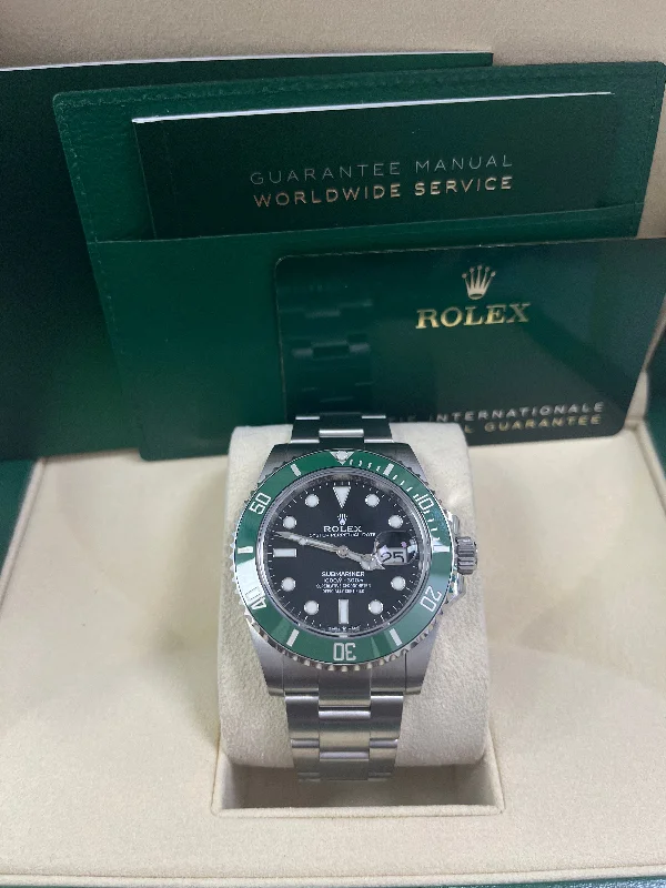 rolex-submariner-stainless-steel-the-starbucks-kermit-black-and-green-dial-bezel-ref