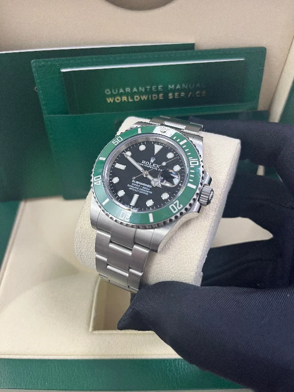 rolex-submariner-stainless-steel-the-starbucks-kermit-black-and-green-dial-bezel-ref