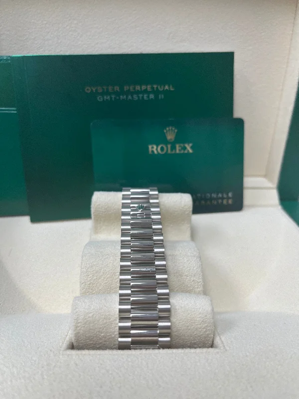 rolex-white-gold-day-date-40-watch-bezel-olive-green-bevelled-roman-dial-president-bracelet-ref-228349rbr