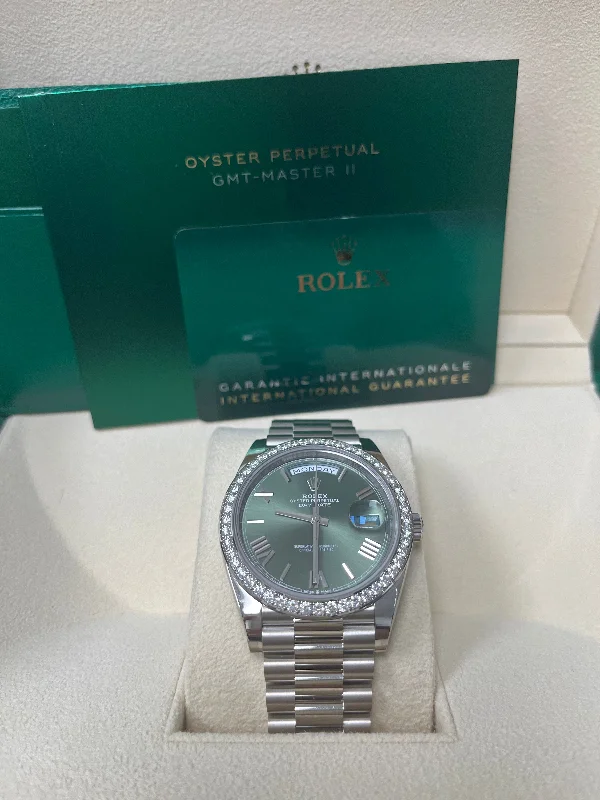 rolex-white-gold-day-date-40-watch-bezel-olive-green-bevelled-roman-dial-president-bracelet-ref-228349rbr