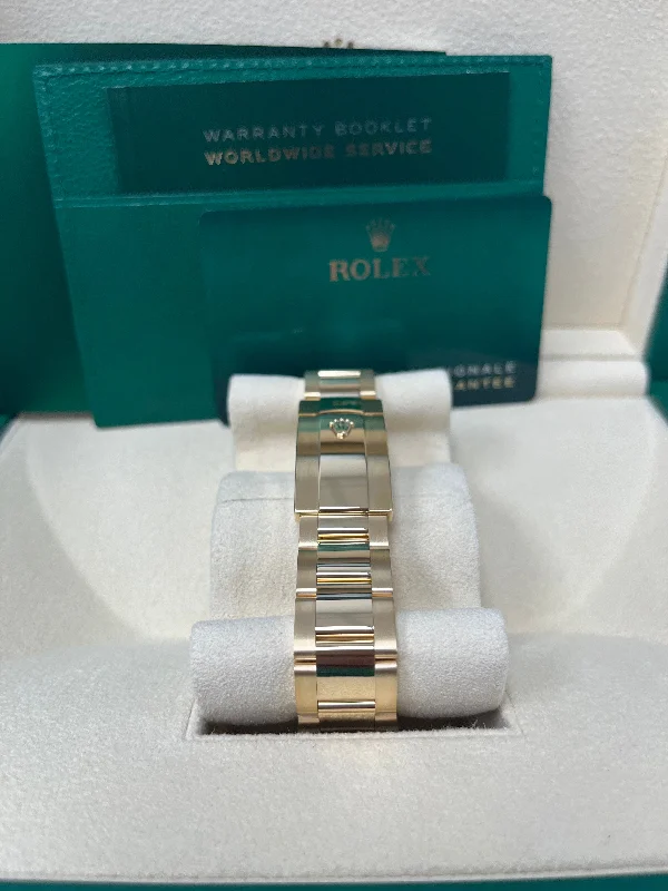 rolex-yellow-gold-sky-dweller-watch-black-index-dial-oyster-bracelet-ref-326938