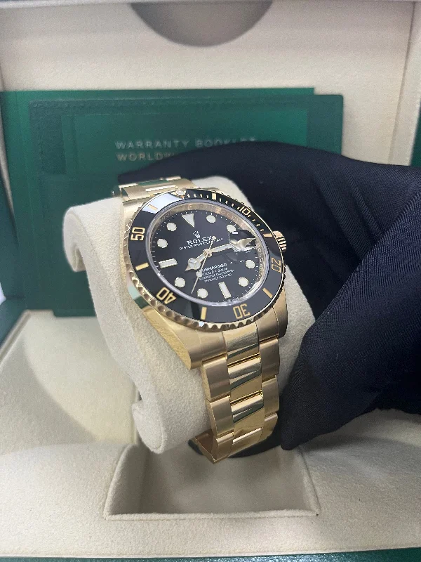 rolex-yellow-gold-submariner-date-watch-black-dial-ref-126618ln