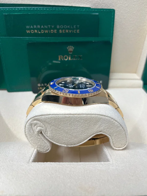 rolex-yellow-gold-submariner-date-watch-blue-bezel-blue-dial-ref-126618lb