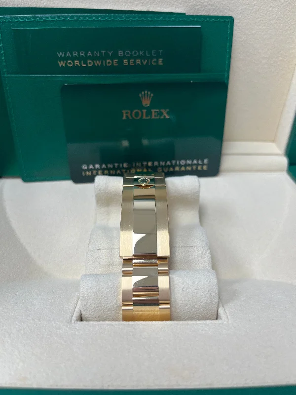 rolex-yellow-gold-submariner-date-watch-blue-bezel-blue-dial-ref-126618lb